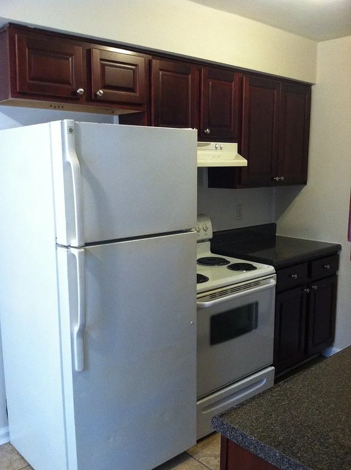 715 Easy St - Photo 4 of 7