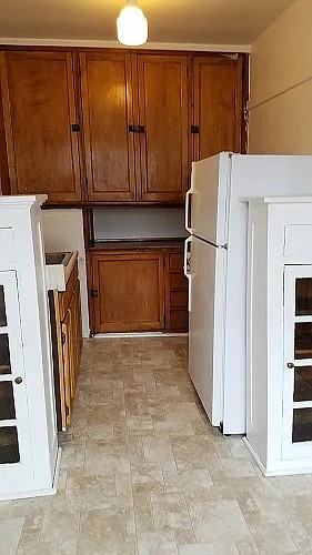 3227 W Lincoln Ave - Photo 4 of 9