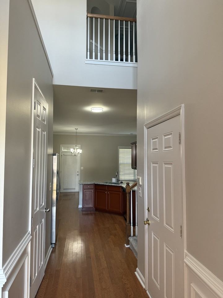 183 Green Bridge Ct #NA - Photo 4 of 28