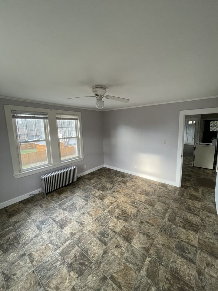 21 Dingley St #3 - Photo 3 of 9