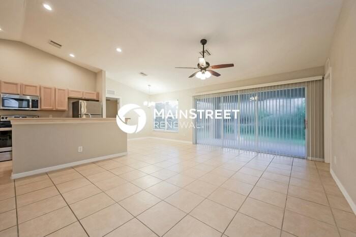 3404 68th St W - Photo 3 of 16