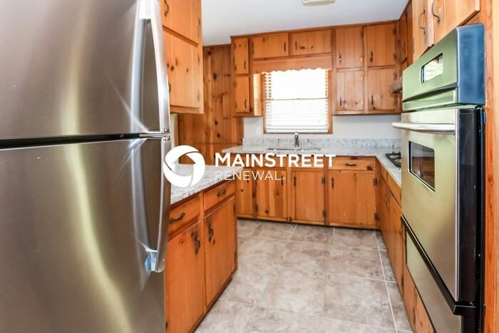 6120 Longino Dr - Photo 6 of 16