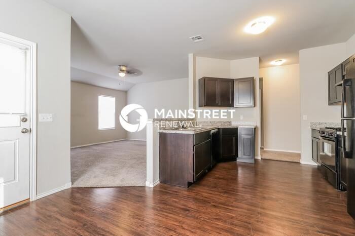 9601 Jack Rabbit Rd - Photo 6 of 16