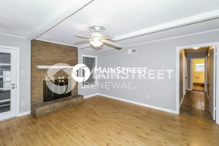 5163 Gloucester Ave - Photo 5 of 16