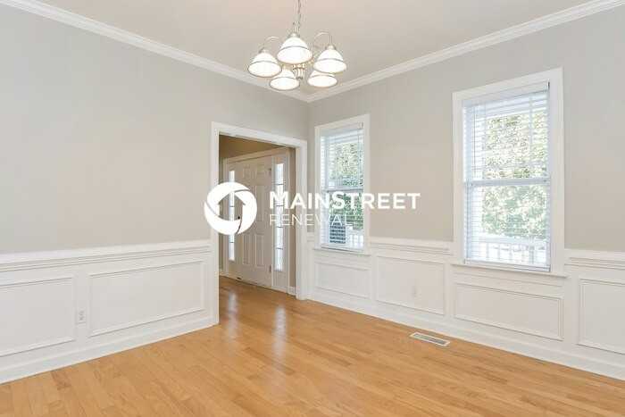 113 Prosperity Ct - Photo 6 of 17