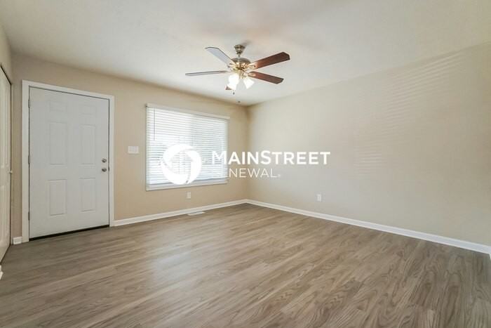 524 Harland Dr - Photo 3 of 16