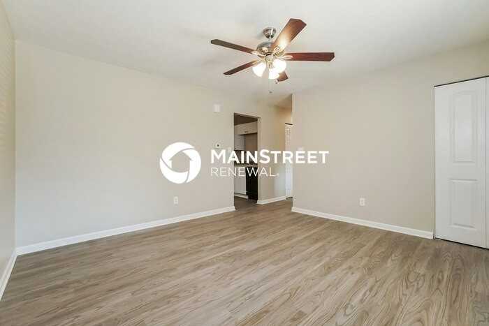 524 Harland Dr - Photo 5 of 16