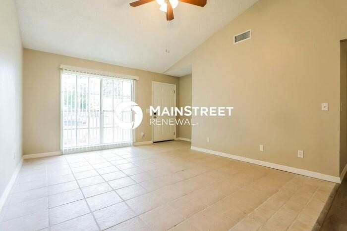 2120 Redleaf Dr - Photo 3 of 16