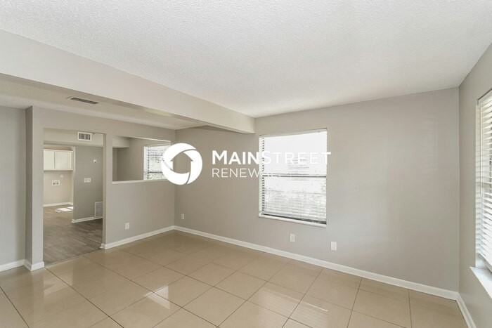 4650 Buxton St - Photo 4 of 17