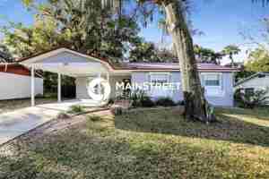 featured image of 818 Wedgewood Dr