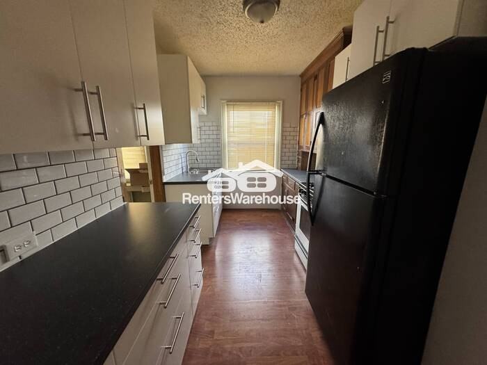 3925 Chicago Ave #1 - Photo 7 of 14