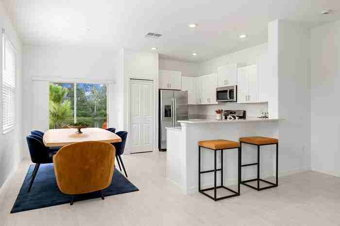 5004 Capri Harbor Dr - Photo 5 of 42