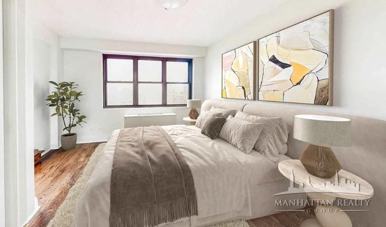 E 16th St #19 - Photo 5 of 6