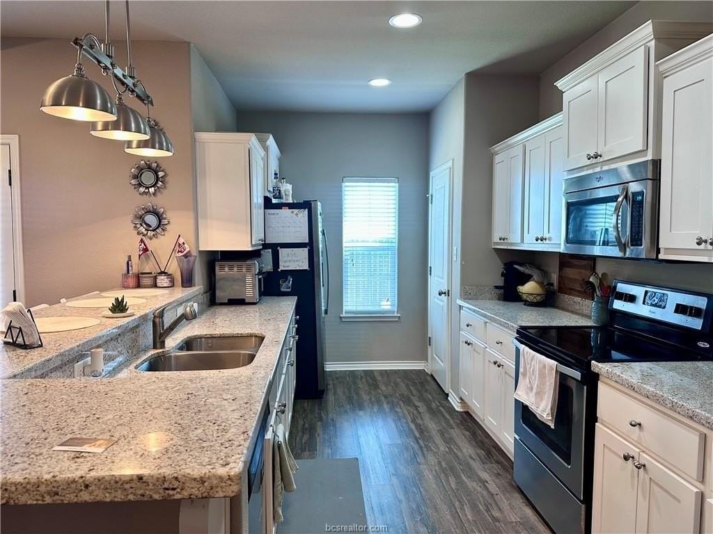 3531 Summerway Dr - Photo 2 of 14