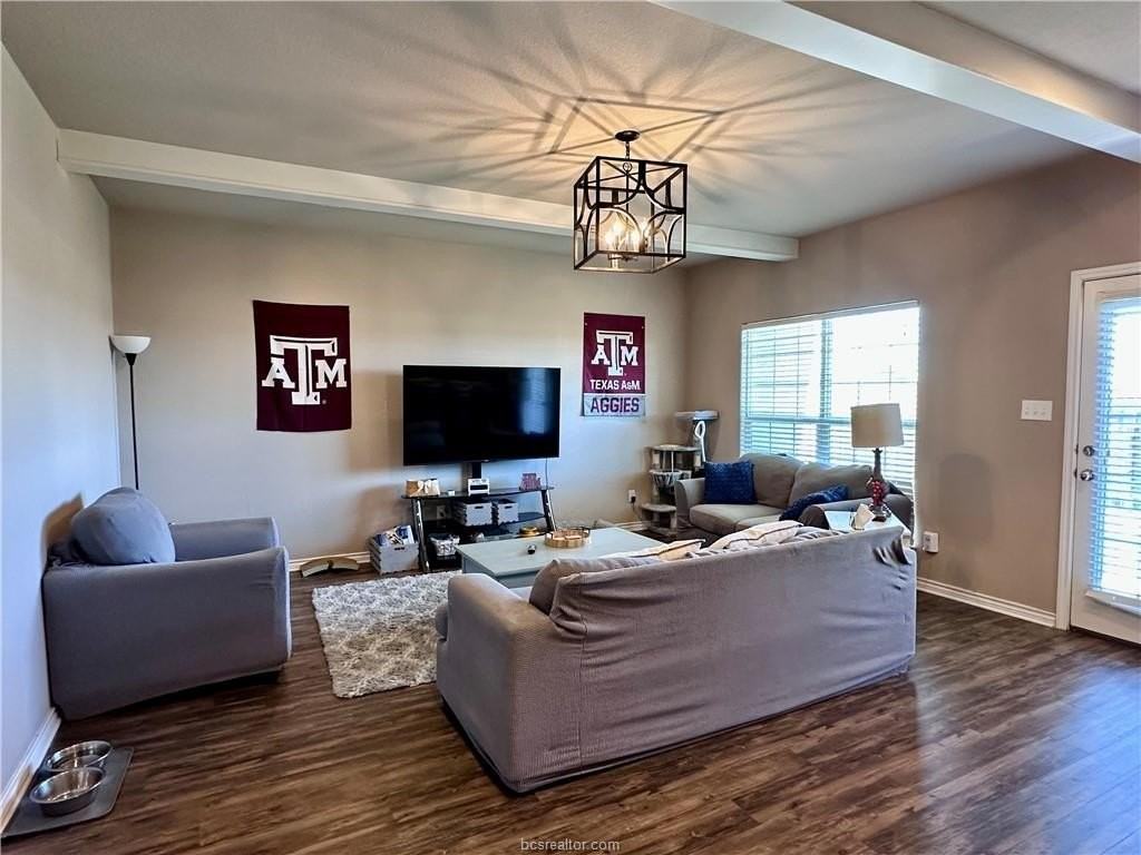 3531 Summerway Dr - Photo 3 of 14