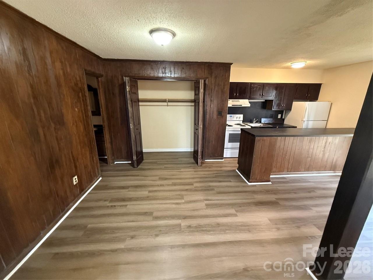 810 10th Street Blvd Nw Apt 3 - Photo 5 of 7