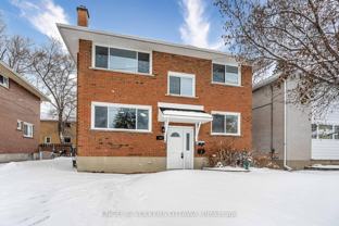 896 Pinewood Crescent 1 - Photo 1 of 1