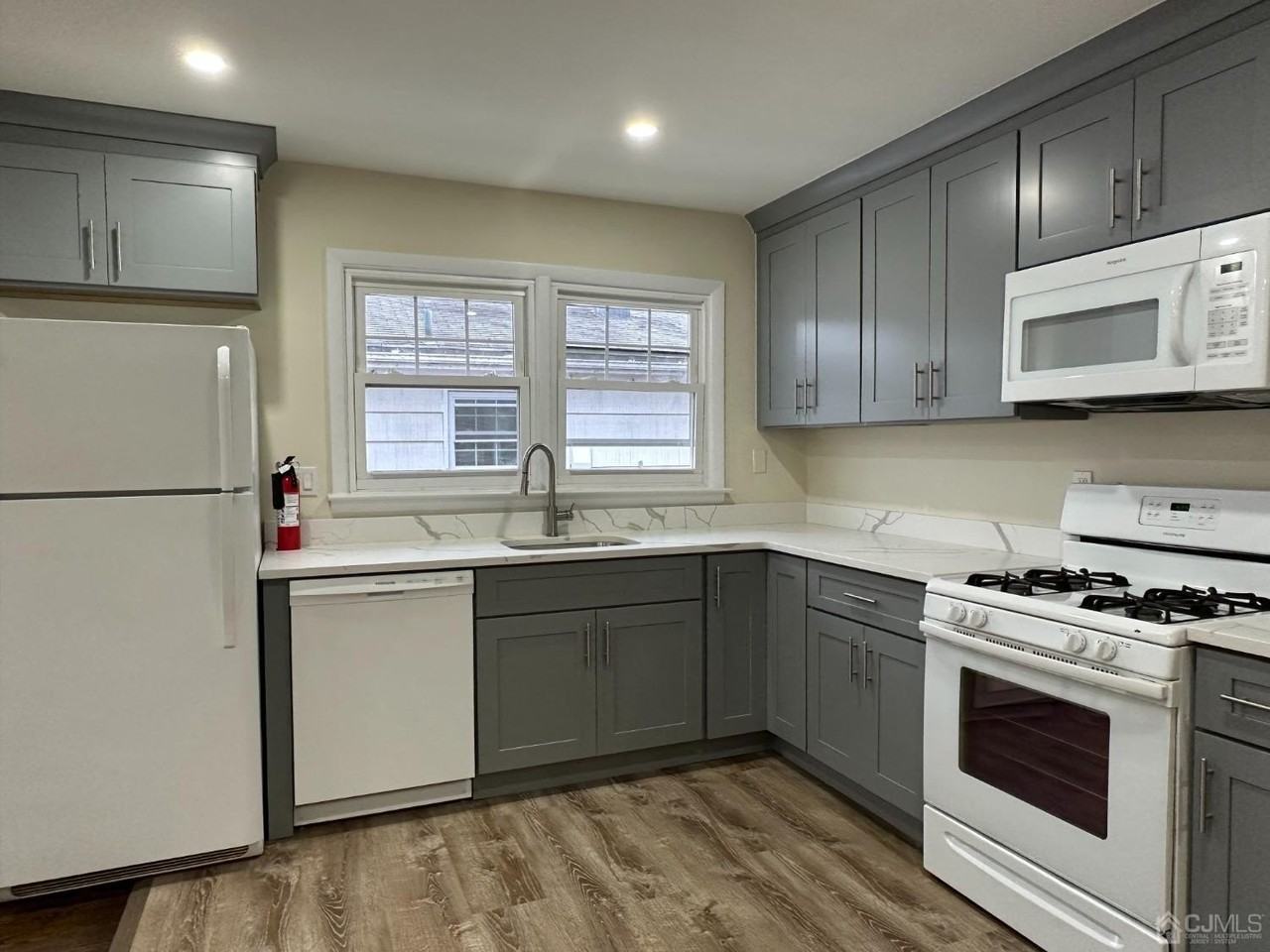 145 Main St #2 - Photo 2 of 17