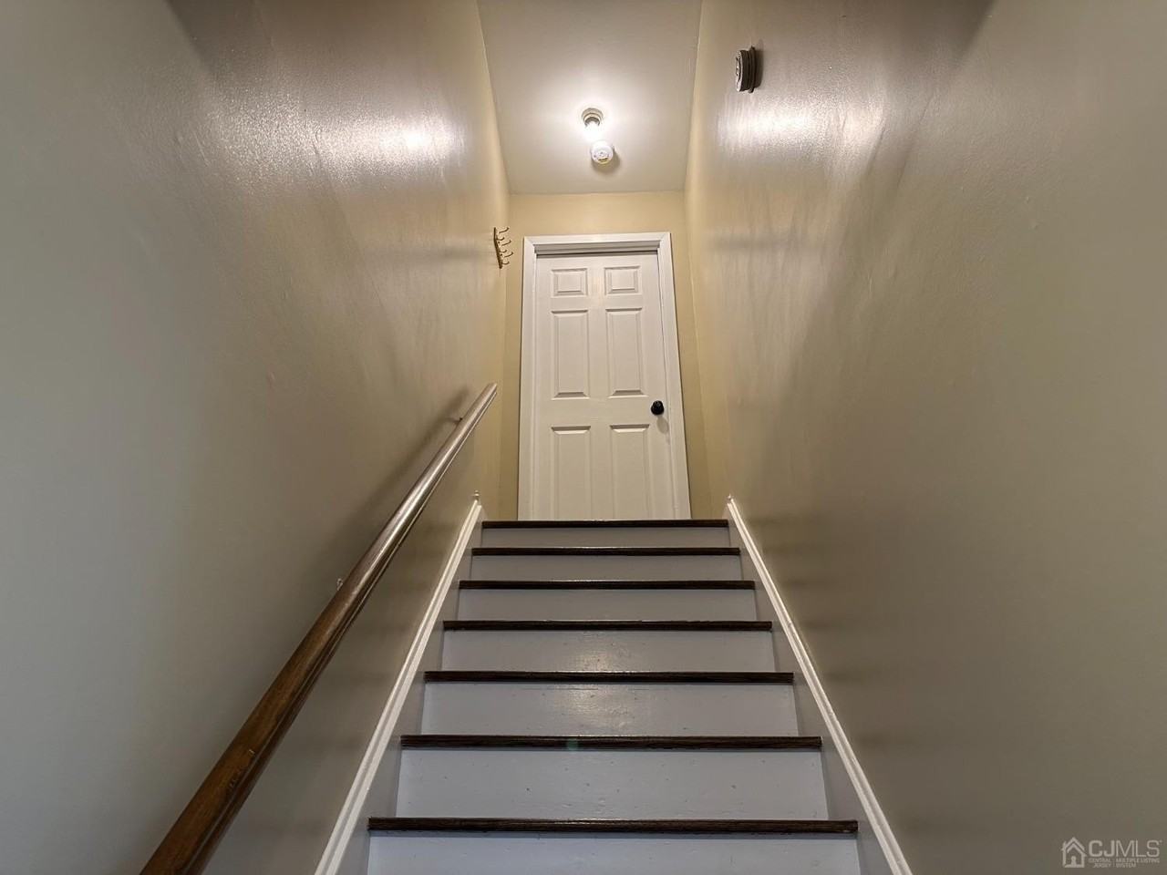 145 Main St #2 - Photo 4 of 17