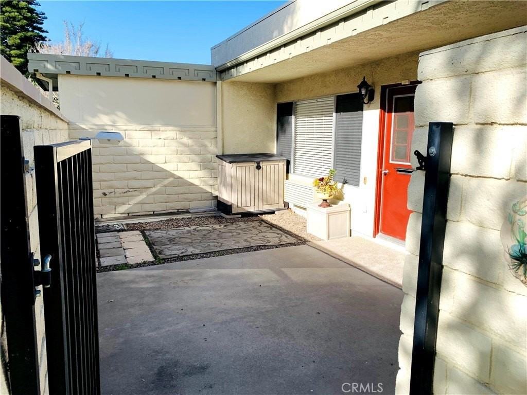 956 Calle Aragon #F - Photo 7 of 8