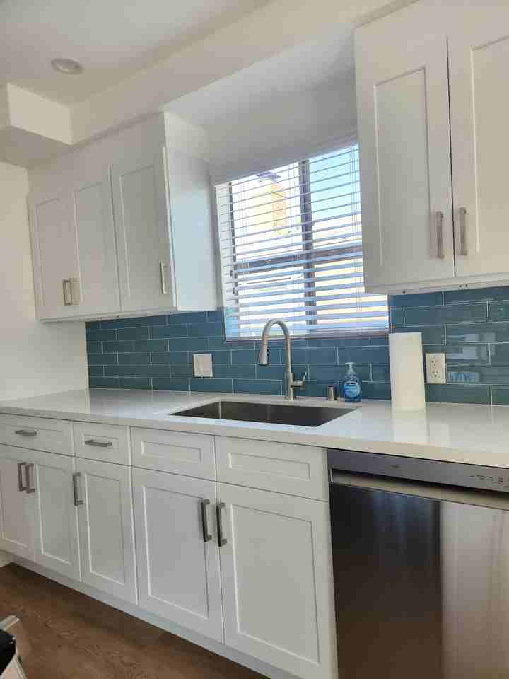 2336 34th Street #1 - Photo 5 of 26