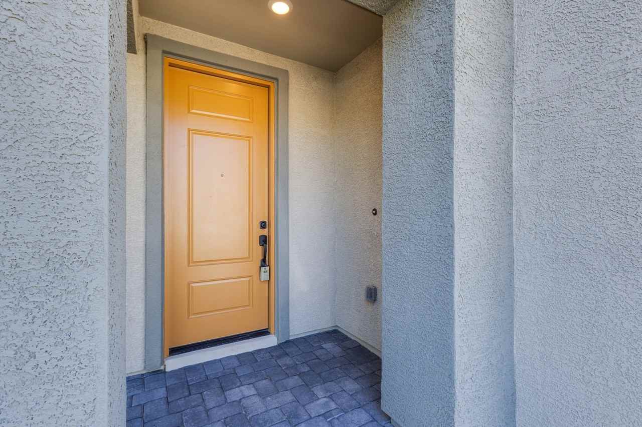 5079 Appalachia Creek Ave - Photo 4 of 37