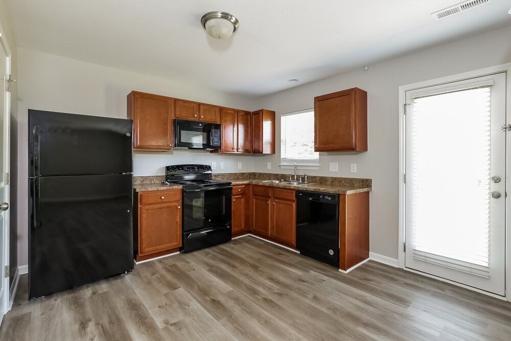 2728 Maybrook Crossing Dr - Photo 7 of 17