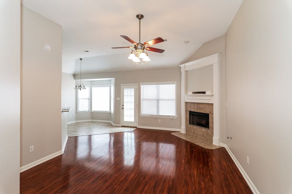 60 Penny Ln - Photo 2 of 15