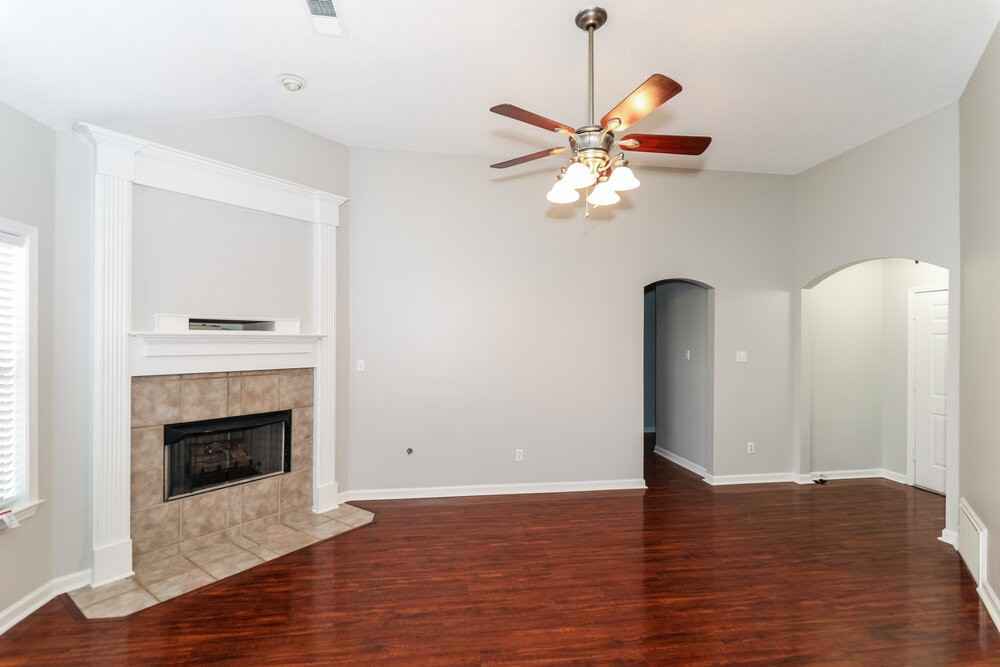 60 Penny Ln - Photo 3 of 15