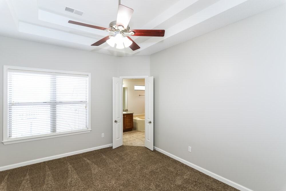 60 Penny Ln - Photo 6 of 15