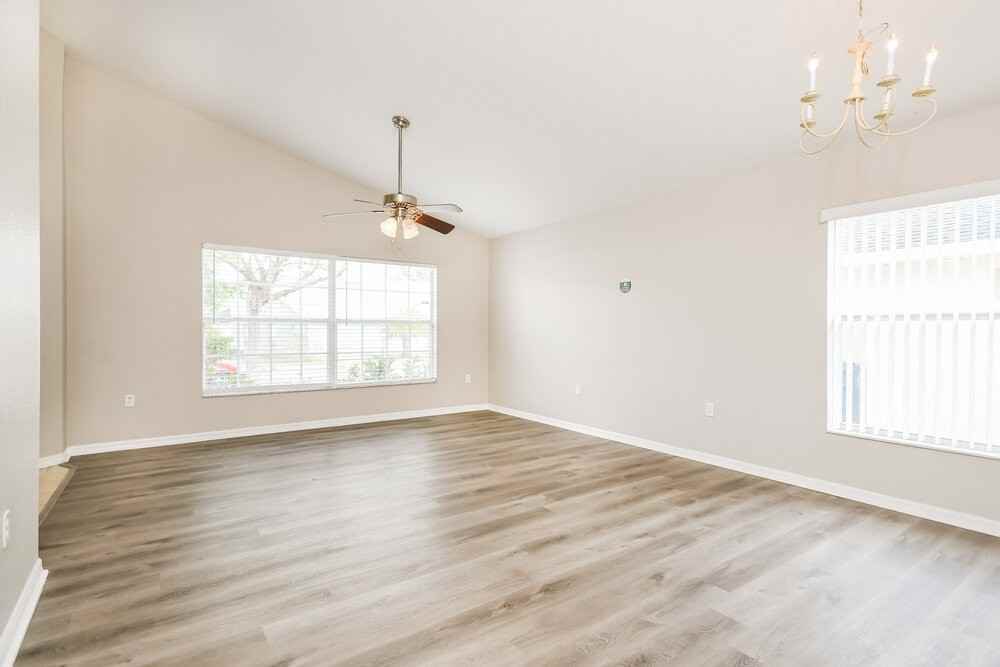 515 Winthrop Pl - Photo 4 of 16