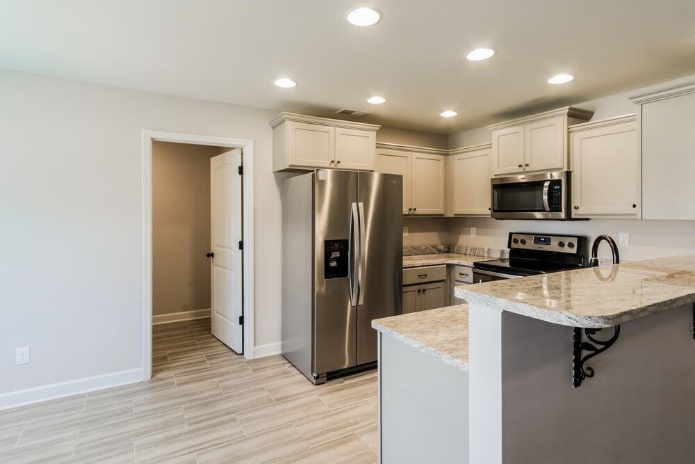 3469 Marion Ln - Photo 7 of 17