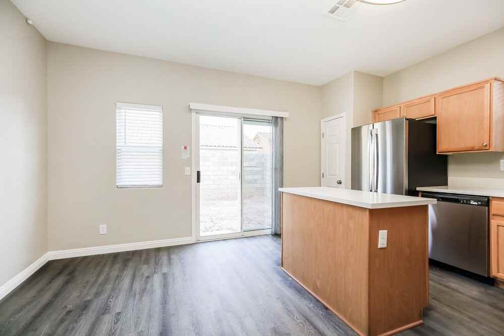 9878 Mackovski Ct - Photo 7 of 16