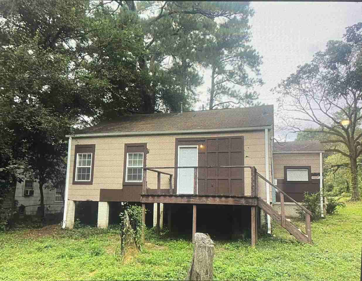 165 Cooper Rd - Photo 3 of 12