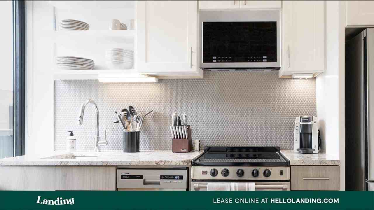 8511 Myslak Way - Photo 7 of 50
