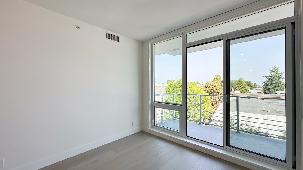 1342 Johnston Road #408 - Photo 5 of 26