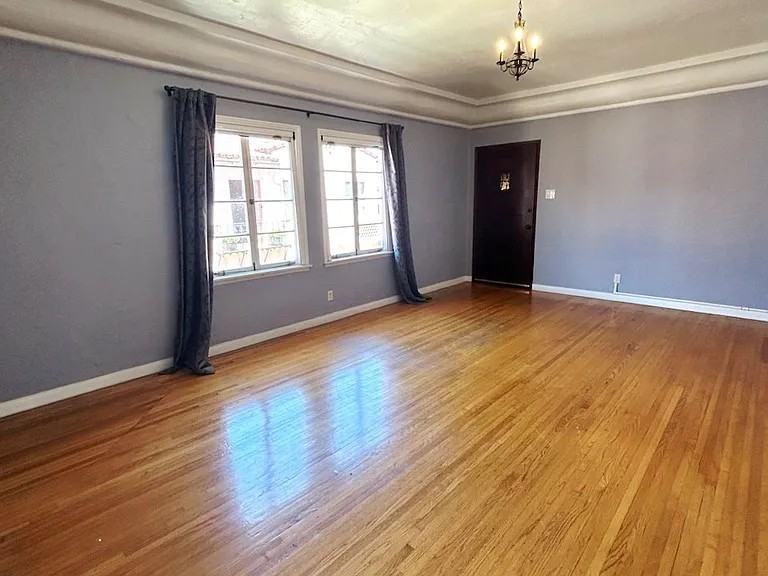 1728 E Third St - Photo 3 of 18