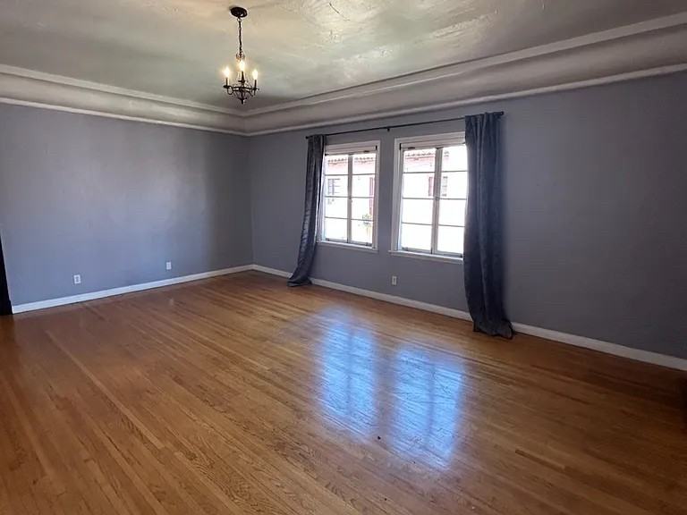 1728 E Third St - Photo 4 of 18