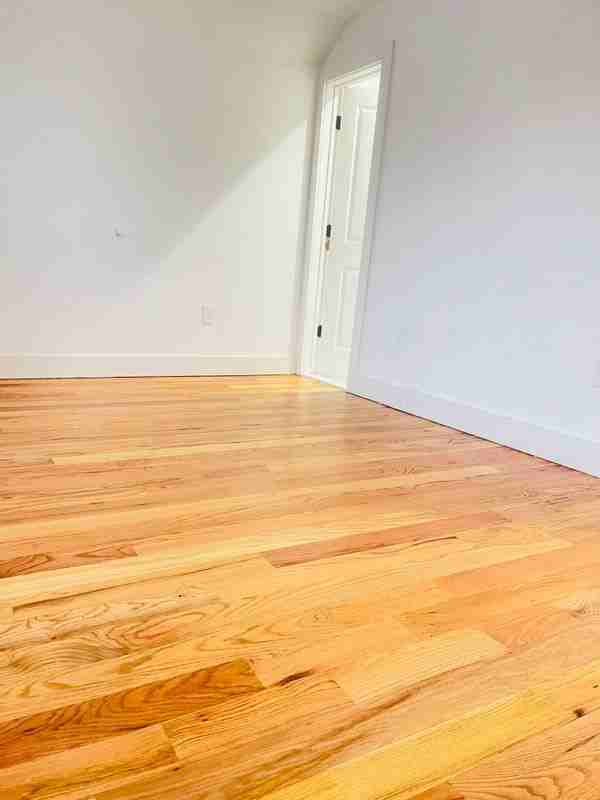 157 Beach 25th St - Photo 4 of 9