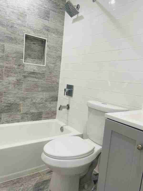 157 Beach 25th St - Photo 7 of 9