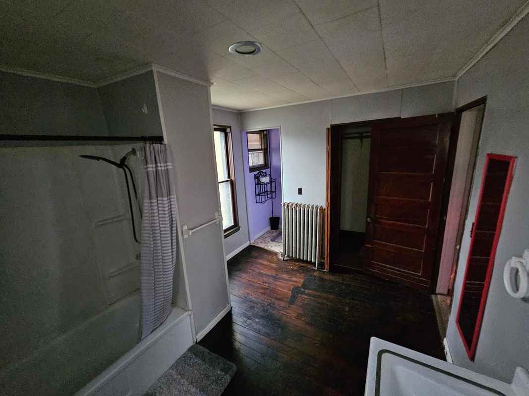 117 S Fulton St - Photo 5 of 11