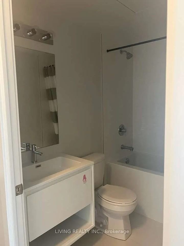 159 Wellesley Street East - Photo 7 of 15