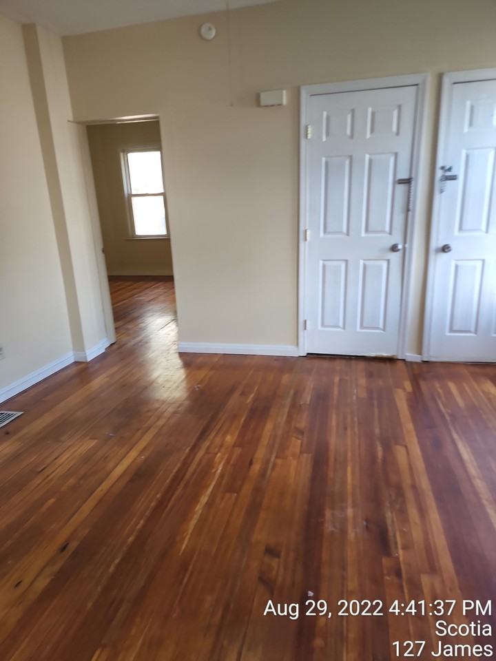 127 James Street - Photo 5 of 8