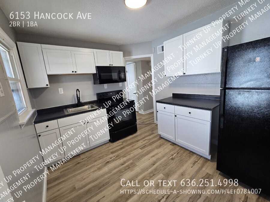 6153 Hancock Ave - Photo 3 of 12