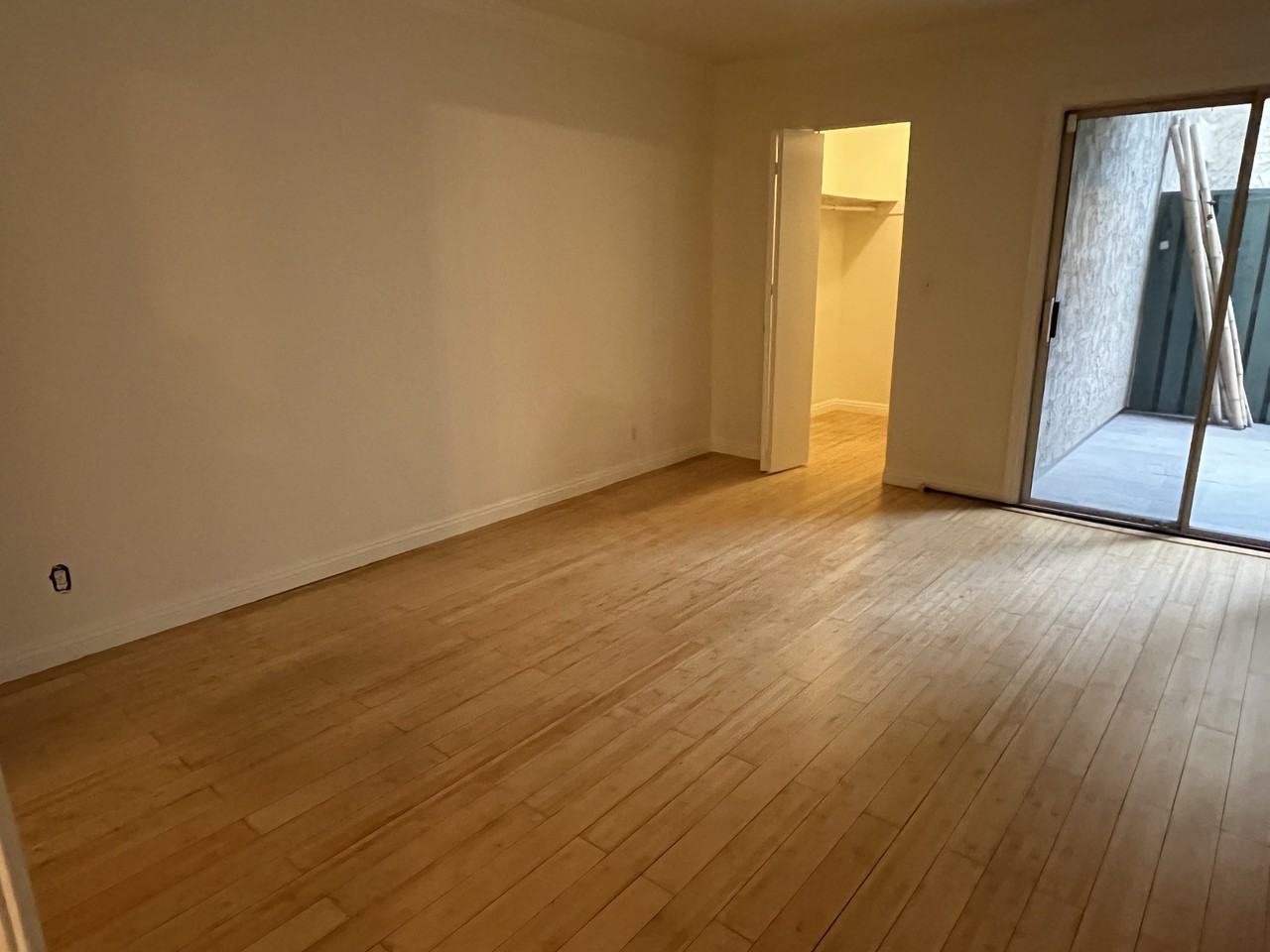 552 N Bellflower Blvd #111 - Photo 7 of 28