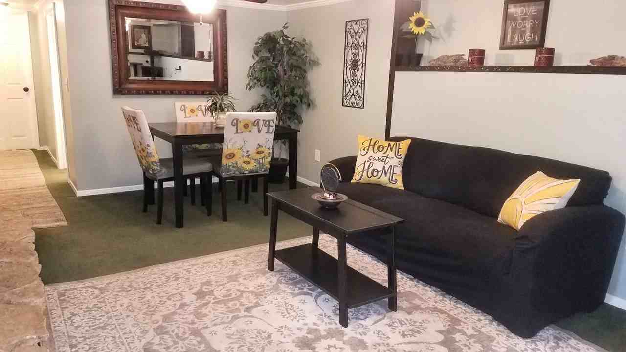 655 E Riviera Cir - Photo 5 of 12