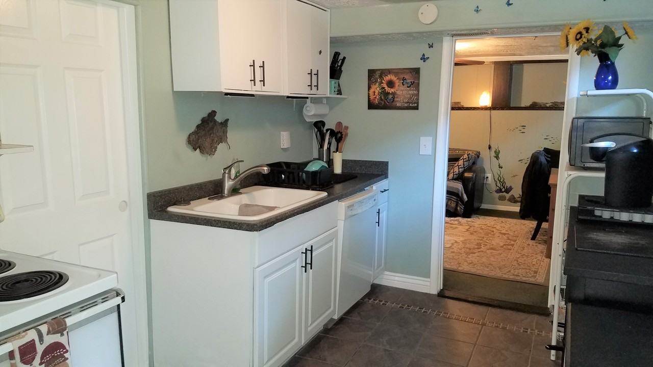 655 E Riviera Cir - Photo 7 of 12