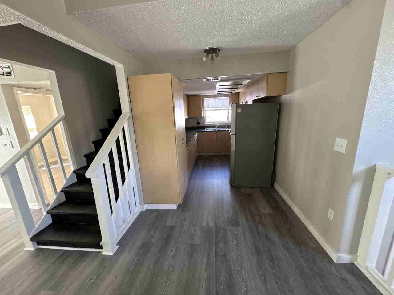 7023 Oakwood Dr - Photo 4 of 16