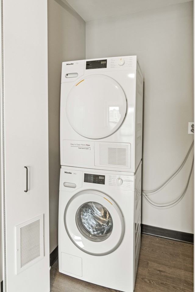 1887 W Ogden Ave - Photo 6 of 9