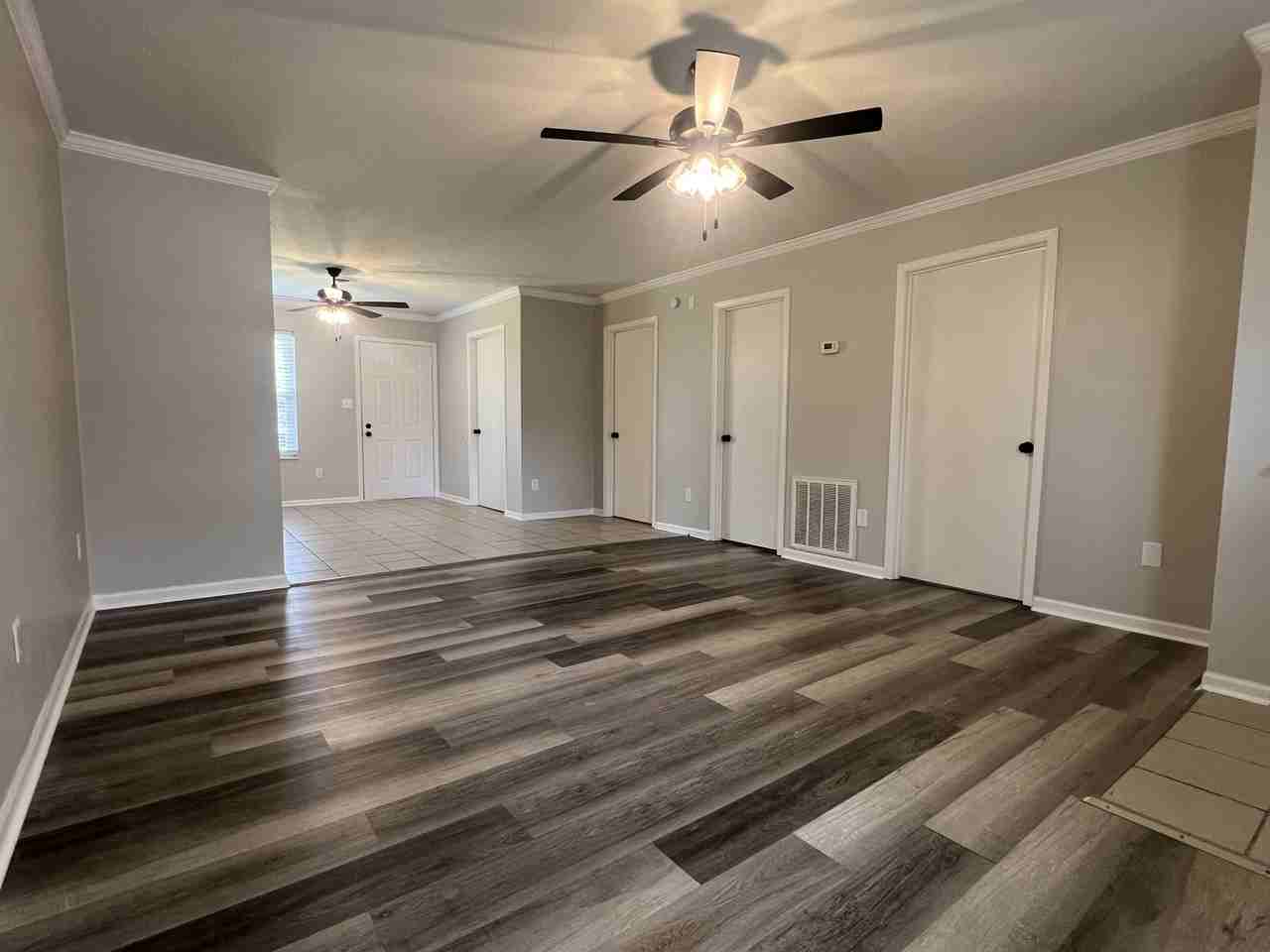 1404 Hicks Rd #A - Photo 3 of 10